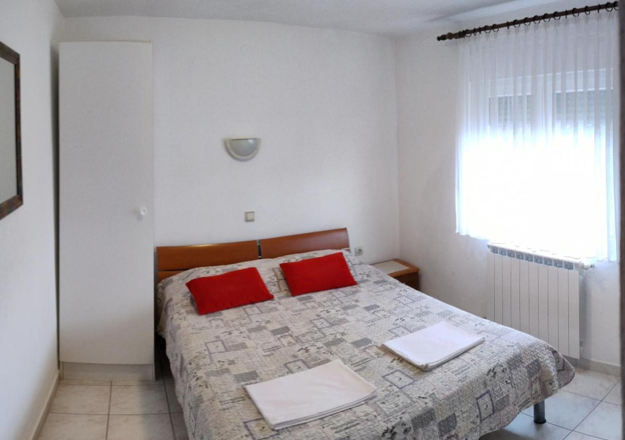 Gama Appartement Vir Buitenkant foto